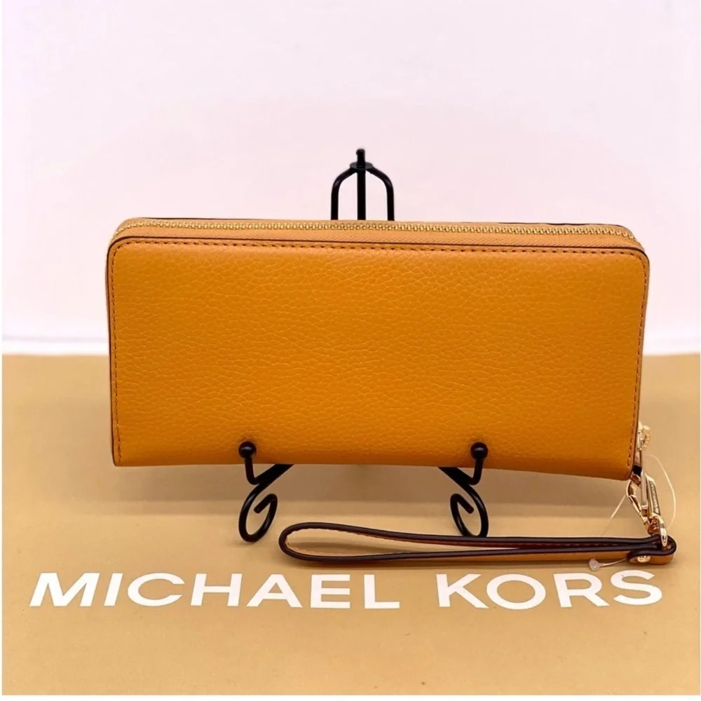 Michael Kors Large Continental Wallet Wristlet Cider